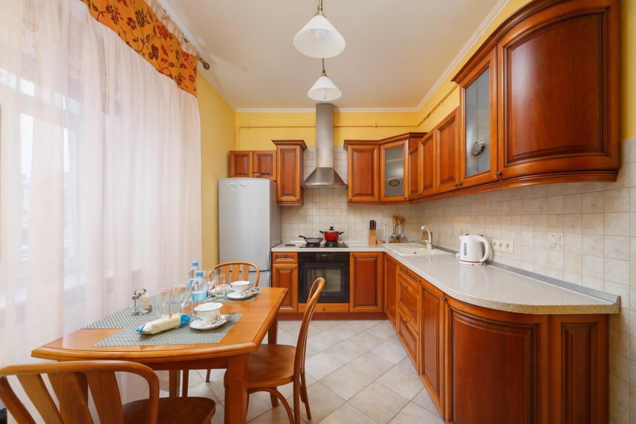 Na Katedralniy Apartment ลวีฟ ภายนอก รูปภาพ
